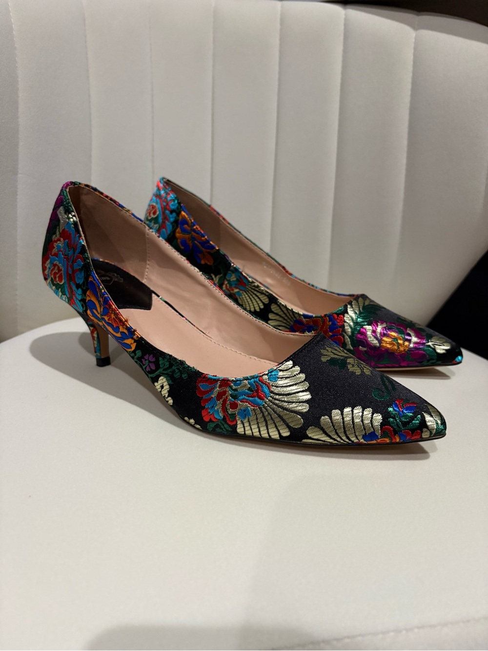 Floral Embroidered Black Pointed-Toe Low Heels